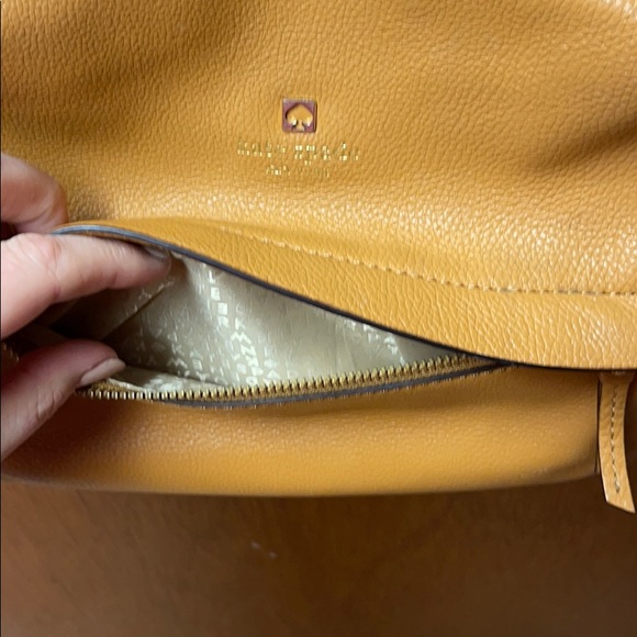 Kate Spade cross-body purse - Picture 5 of 6